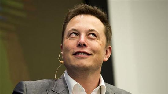 Elon Musk(雷锋网设计对白):我要告《钢铁侠》,它抄了我的人生。