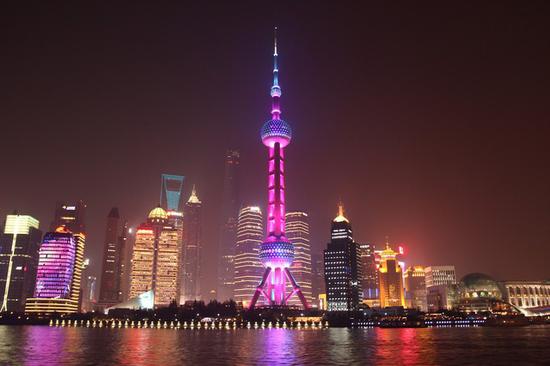 入坑摄影前必看相机画幅究竟是什么? 而在同样的情况下,单反拍的照片就明显更加纯净