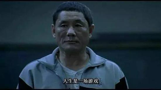 财经郎闲评:他的贪婪、我们的脑残,“明星”郎咸平的两个本命年