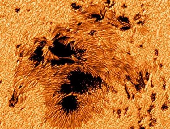 太阳爆发12年来最强耀斑，会对我们产生什么影响？