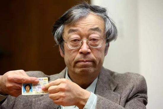美国洛杉矶,比特币之父中本聪露面。
