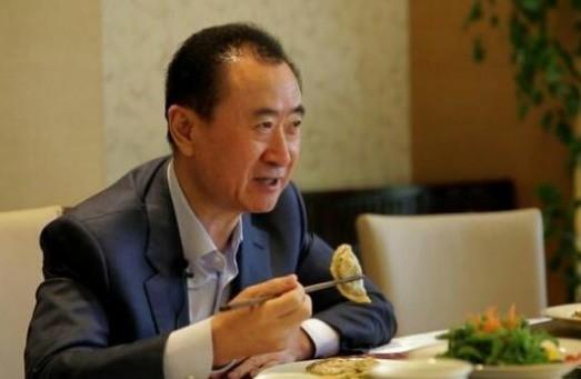 油条配什么好吃 王健林一口气吃六个韭菜盒子
