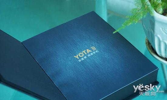双面屏手机:一面海水一面火焰YOTA3双面屏手机体验评测