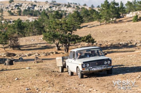 f/2.2  1/800  ISO64