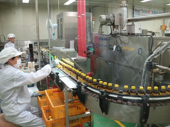 解酒饮料:特斯拉前员工做了款解酒饮料三个月赚了100万