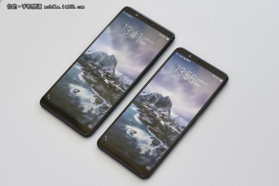 ▲左:vivo X20Plus,右:vivo X20