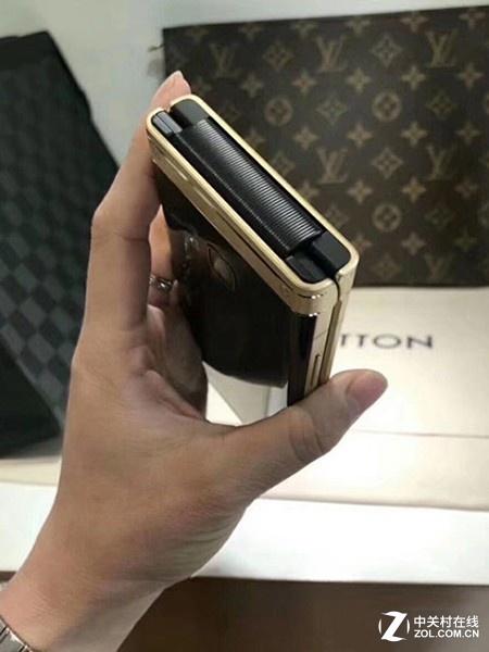 三星W2018下月1号发 能买两台iPhone X|三星|W2018