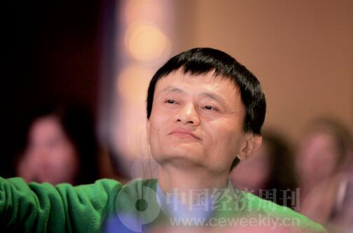 在京东、天猫隔空打嘴仗之余,刘强东和马云也没闲着,不遗余力地为自己的公司“助攻”。《中国经济周刊》首席摄影记者 肖翊 摄