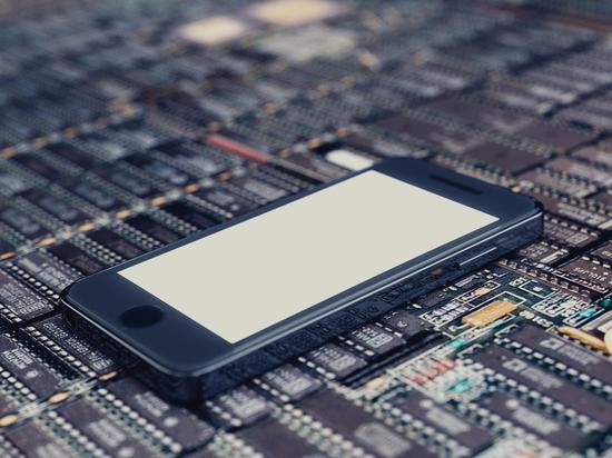 手机越用越慢怎么办 内存与闪存对手机的重要性不亚于CPU