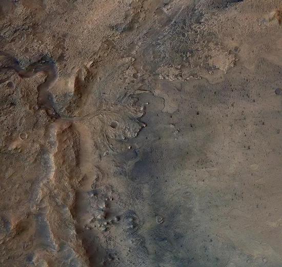 NASA“毅力号”火星车将在火星的杰泽罗陨击坑中搜寻生命迹象。来源:ESA/FU-Berlin