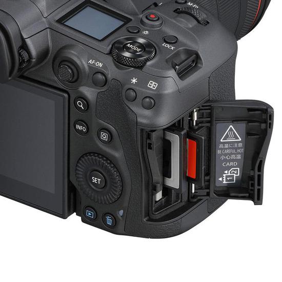 CFexpress+SD双卡槽 佳能EOS R5细节曝光