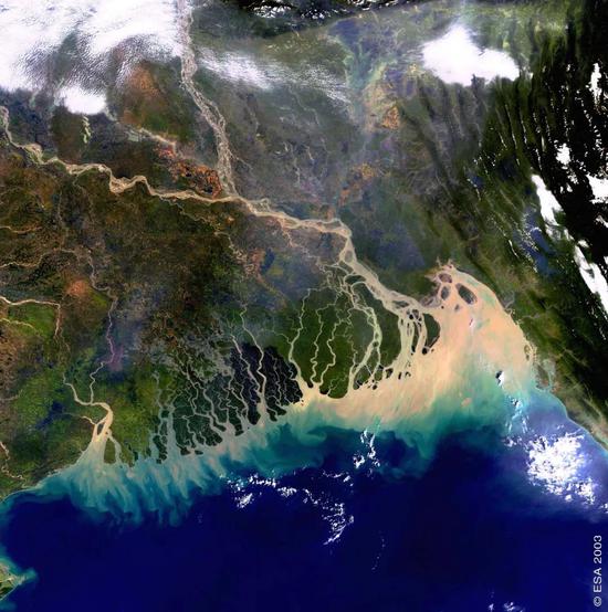 恒河三角洲  　　图源@ESA / 欧洲空间局