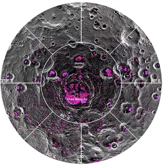 水星南极地形图（左）和雷达波反射率图（右），最大者为赵孟頫撞击坑