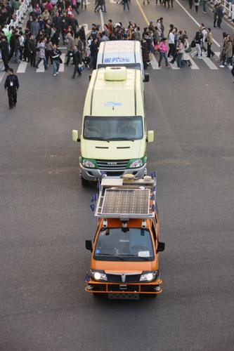 2010年亮相上海世博的无人驾驶汽车