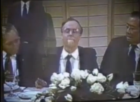 1992年老布什在日本吃了寿司后当众呕吐