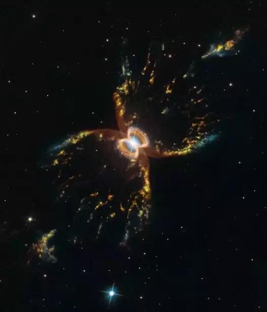 来源: NASA, ESA, and STScI