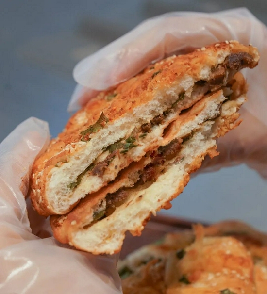 乐乐茶软欧包，图源乐乐茶官方微博