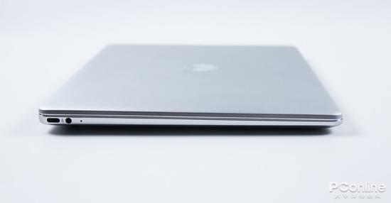 只保留USB-C接口的华为MateBook 13