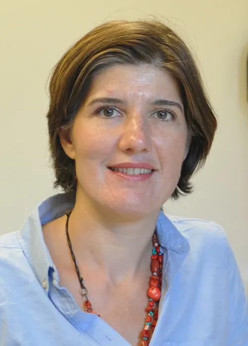 这篇科学论文的资深作者Nihal Altan-Bonnet博士（图片来源：NIH官网）