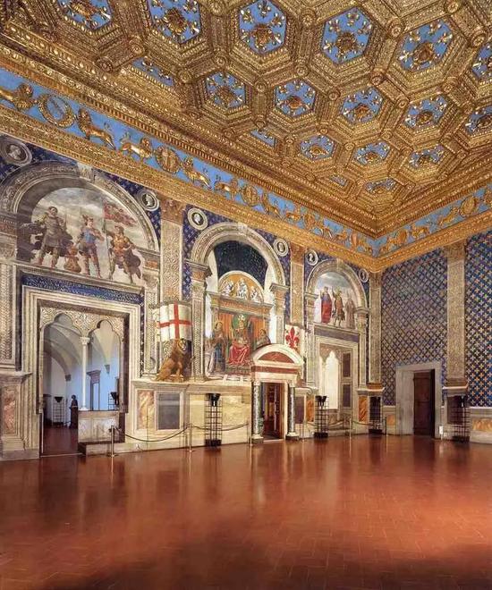 [图7]佛罗伦萨旧宫百合花大厅东墙与南墙一部分。（图片来源：维基百科）