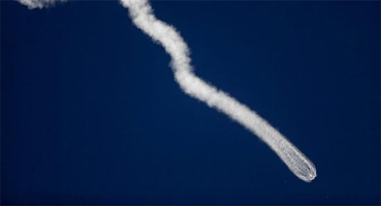 俄媒：联盟号事故后俄暂停载人航天 3人滞留空间站