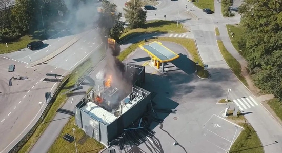 发生在奥斯陆的充氢站爆炸（图源：NRK）