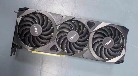 ӢΰRTX 3090 SuperԿʵﾪ֣3090 Ti
ͬ