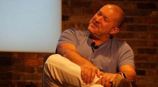 ▲苹果前首席设计师乔尼·艾夫（Jony Ive）