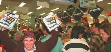 Windows 95 掀起彻夜排队购买潮