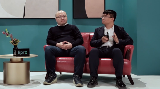 ▲左：万志强，右：张冬慧