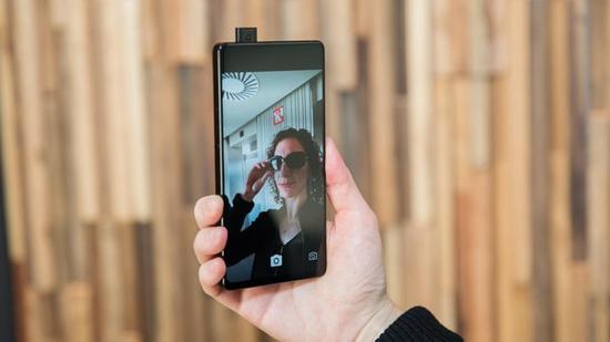 vivo Apex可伸缩镜头将于6月12日发布-锋巢网