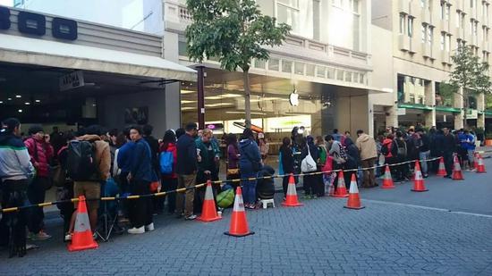 苹果-小米,亚马逊-京东,上下游议价权的花式PK