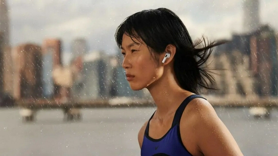 苹果炸场发布会总结:AirPods 3虽迟但到,新MacBook Pro过于强,只有一个“缺点”