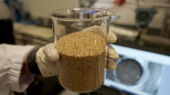 研究人员用硅砂层模拟海洋沉淀物 | 参考资料[3]
