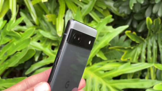 谷歌Pixel 6a上手视频流出：采用塑料后壳，7月28日发售
