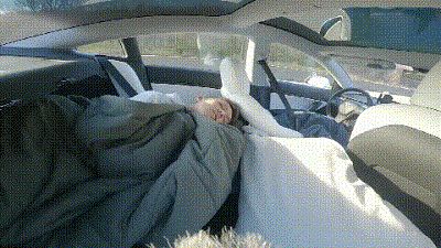还在聊自动驾驶?“人机共驾”了解一下
