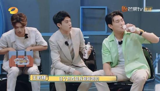 元气森林的综艺投放广告