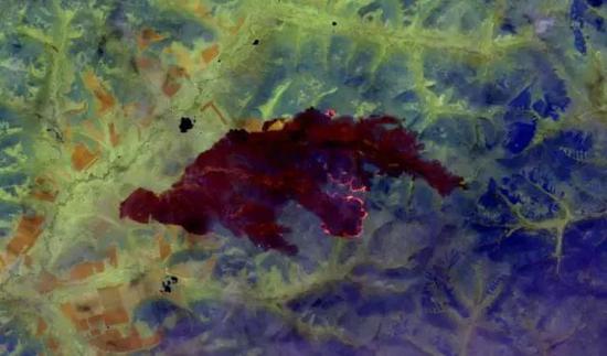 图6 2017年5月18日利用短波红外合成的那吉林场火烧状况的假彩色图