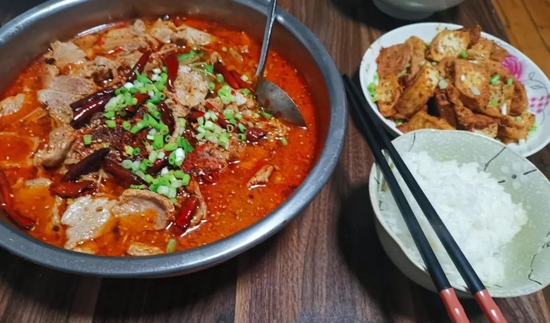 图/自己下厨的生日餐 来源/无阳供图