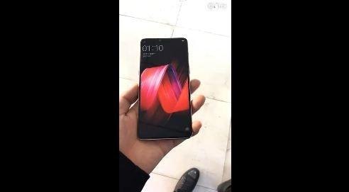 OPPO R15梦境红版抢先上手 渐变色设计你喜欢吗