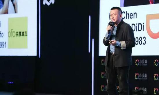 图:朱啸虎发表“相信年轻人”的主题演讲