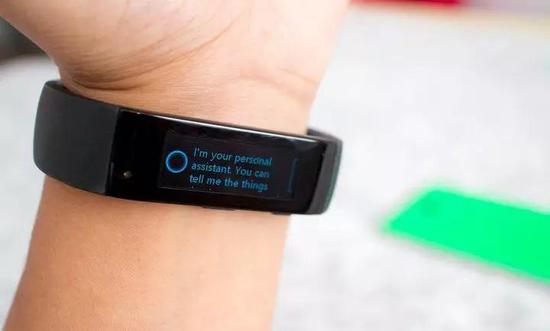 (Microsoft Band 上的小娜效果)
