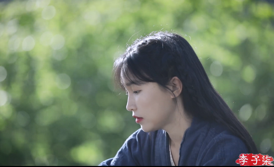 李子柒（图源：李子柒视频截图）