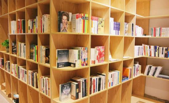 书单广州的办公室