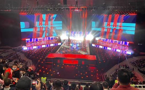 冠亚军决赛现场。巨云鹏摄