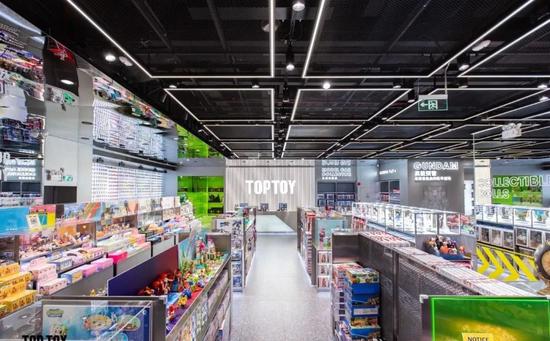 TOPTOY线下门店，图源其官微