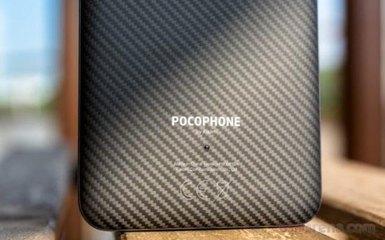 POCO F1