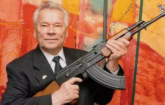 “AK之父”卡拉尼科夫