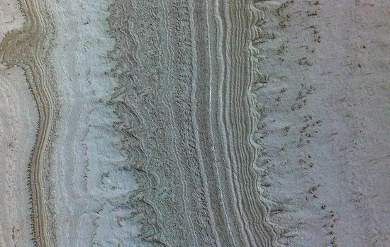 火星轨道飞行器拍摄的南极冰盖（图源：NASA）