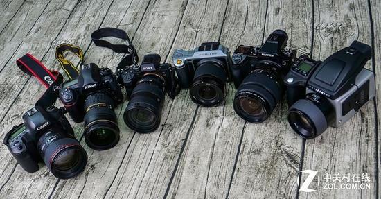 本次横评我们准备了50万元的摄影器材，进行一次高像素相机全面测试